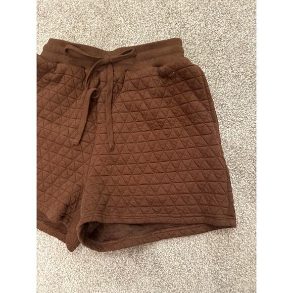 Entro Quilted High Waisted Drawstring Shorts in Espresso, S - Picture 5 of 9